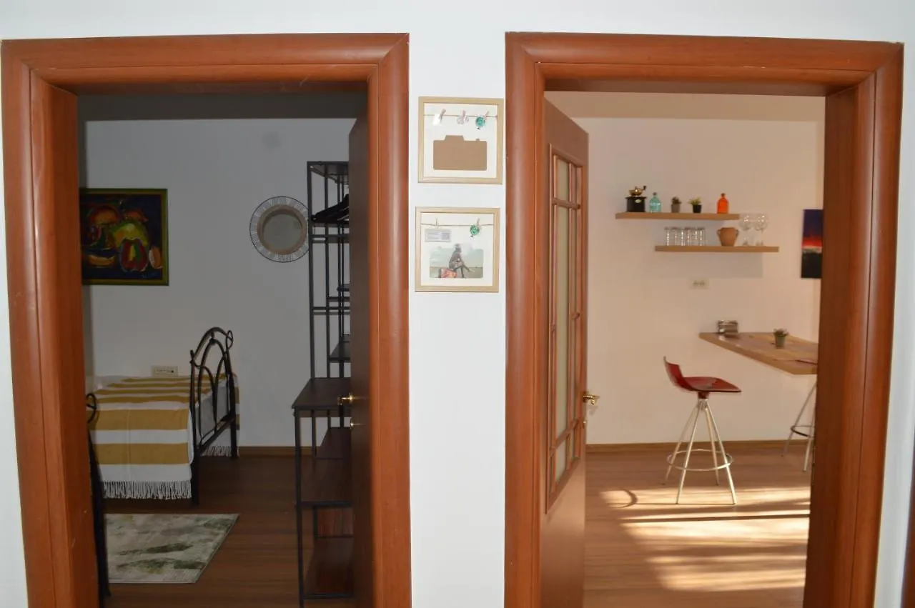 Apartment Ferienwohnung Rh Tirana Center Albanien